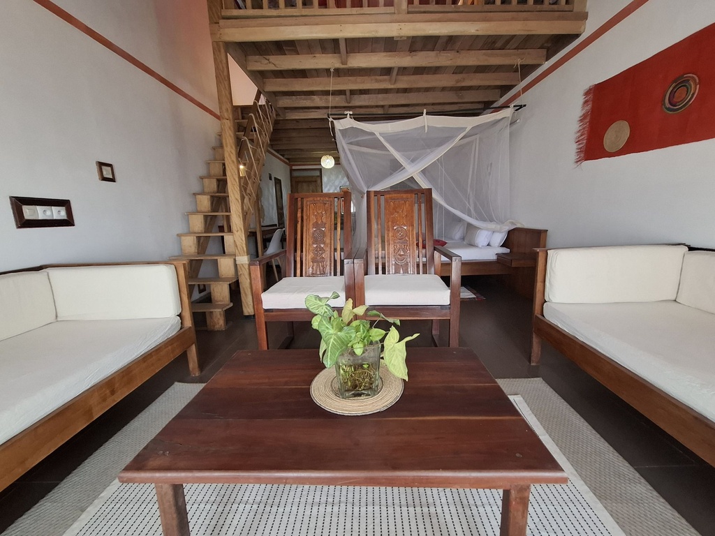 Studio avec mezzanine